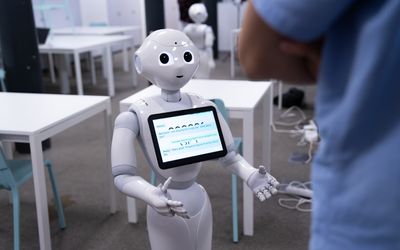 Bringing the LLM revolution to social robots