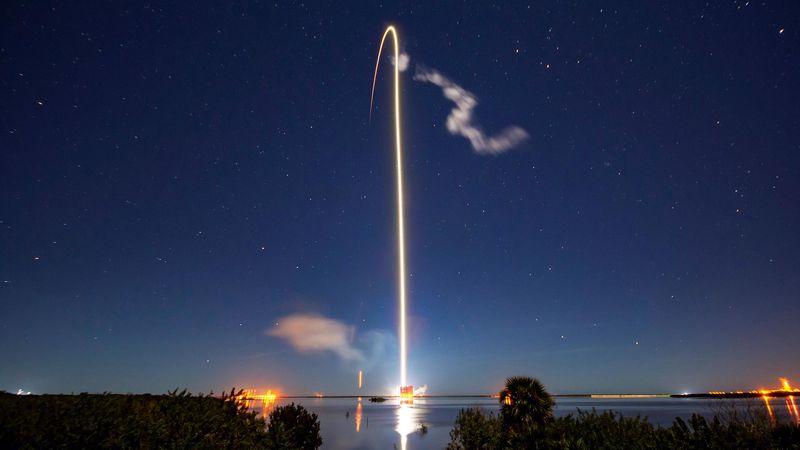 Starlink launch, Credit: SpaceX (CC BY-NC 2.0)