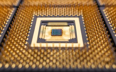 Built for AI, this chip moves beyond transistors for huge computational gains