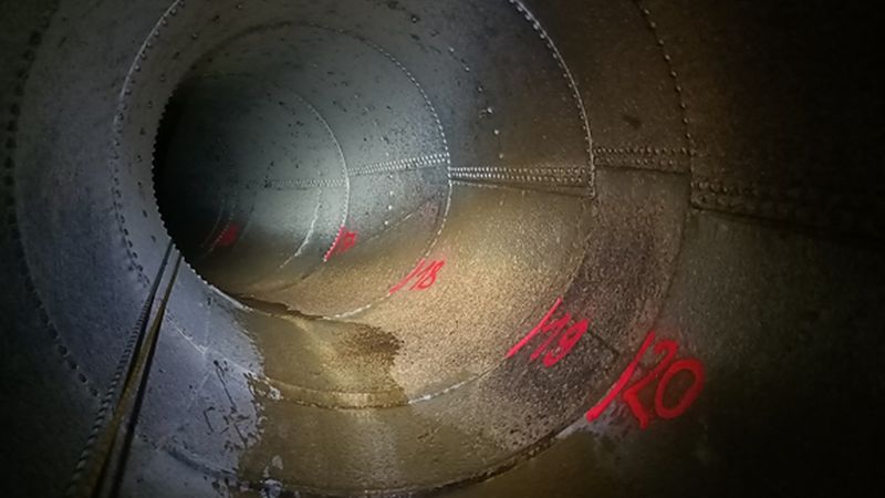 Inspection of old pressure pipelines in power plants to determine the remaining service life.