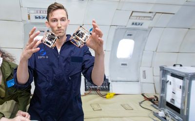 Robotic cubes shapeshift in outer space