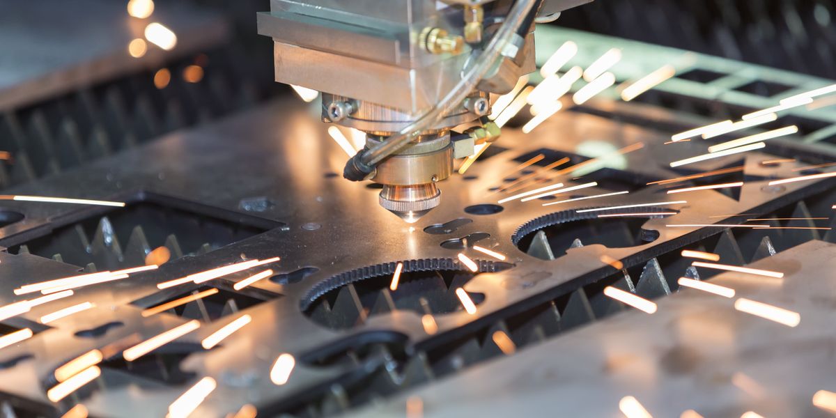 Online Manufacturing is the key to price-stable custom parts procurement