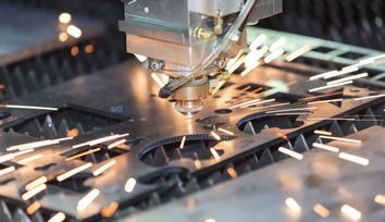 Online Manufacturing is the key to price-stable custom parts procurement