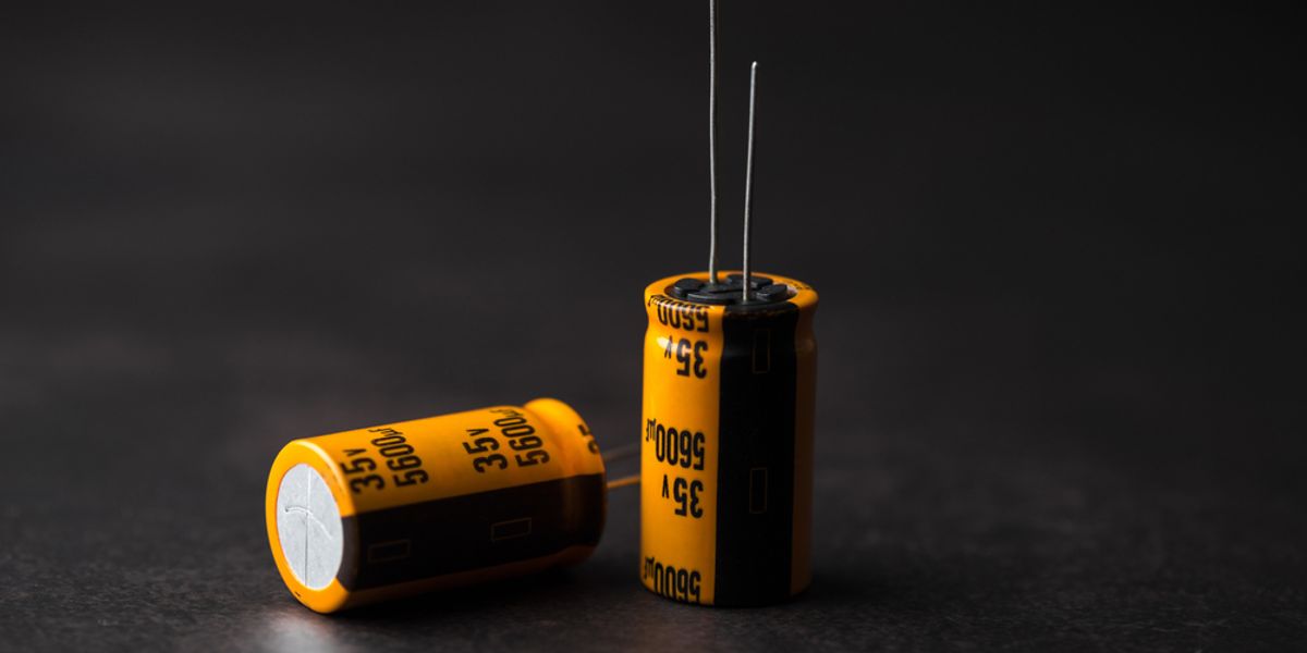 Isolated capacitor, used in electronic devices