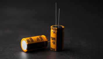 Capacitor Polarity: Ensuring Proper Orientation for Optimal Performance