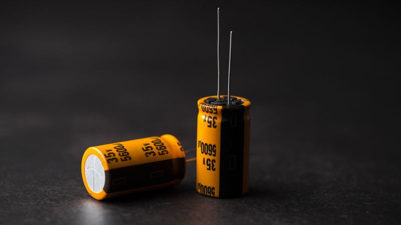 Isolated capacitor, used in electronic devices