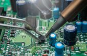 How to Remove Solder from a Circuit Board (Comprehensive Desoldering Guide)