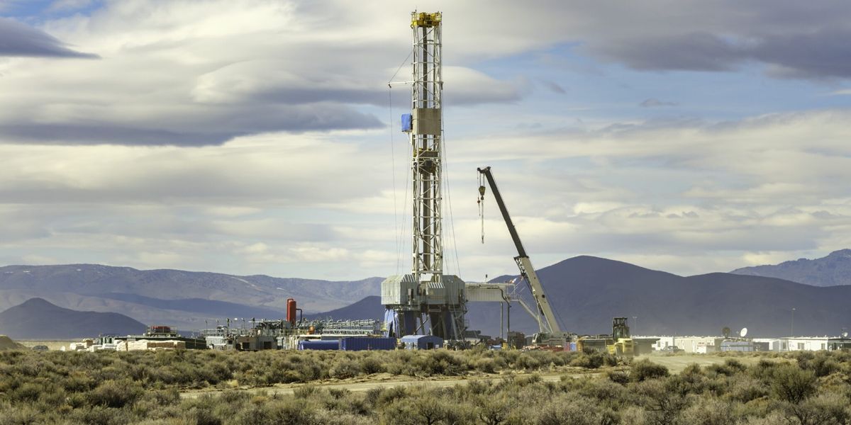 A drilling rig at Fervo Energy's Project Red enhanced geothermal pilot project in Nevada (photograph courtesy of Fervo Energy).