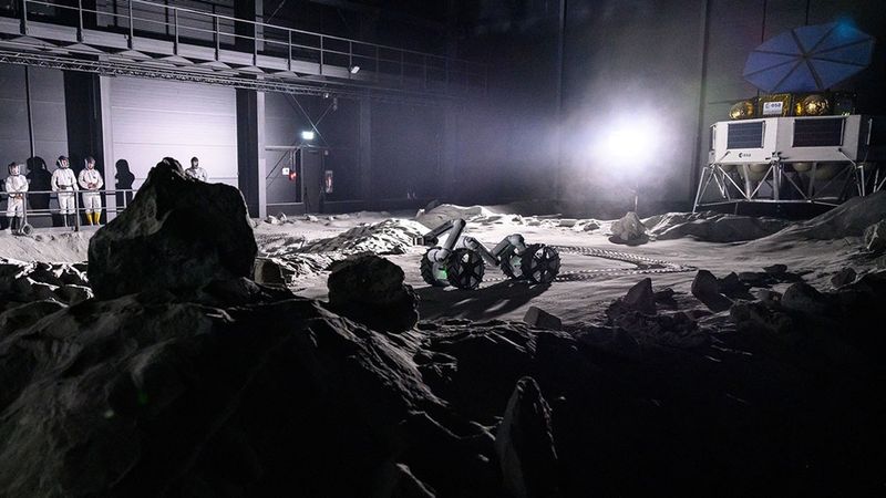 The MoonBot is a modular, self-reconfigurable robotic system that can autonomously adapt its structure and behaviour in response to different conditions on the lunar surface. In the LUNA hall, MoonBots from Japan's Tohoku University were tested in a simulated polar environment on the Moon. Credit: © DLR. All rights reserved
