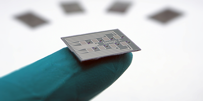 Boosting oxygenation for transplanted cell-based therapies