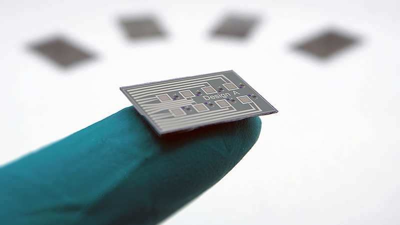 Boosting oxygenation for transplanted cell-based therapies