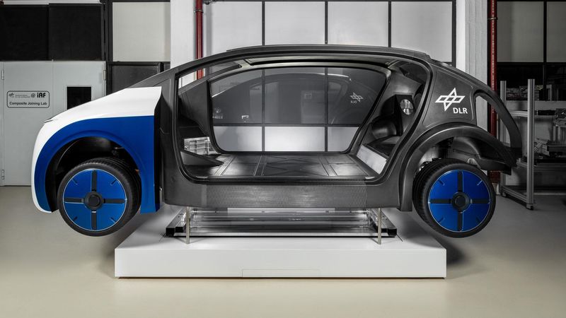 Interurban Vehicle (IUV) demonstrator. Credit: DLR (CC BY-NC-ND 3.0)