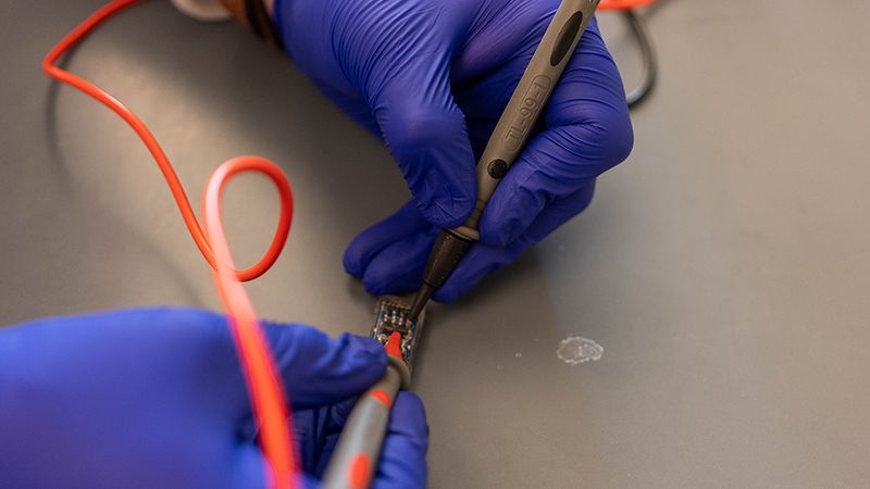 Overcoming the body's oxygen gap in cell-based therapies