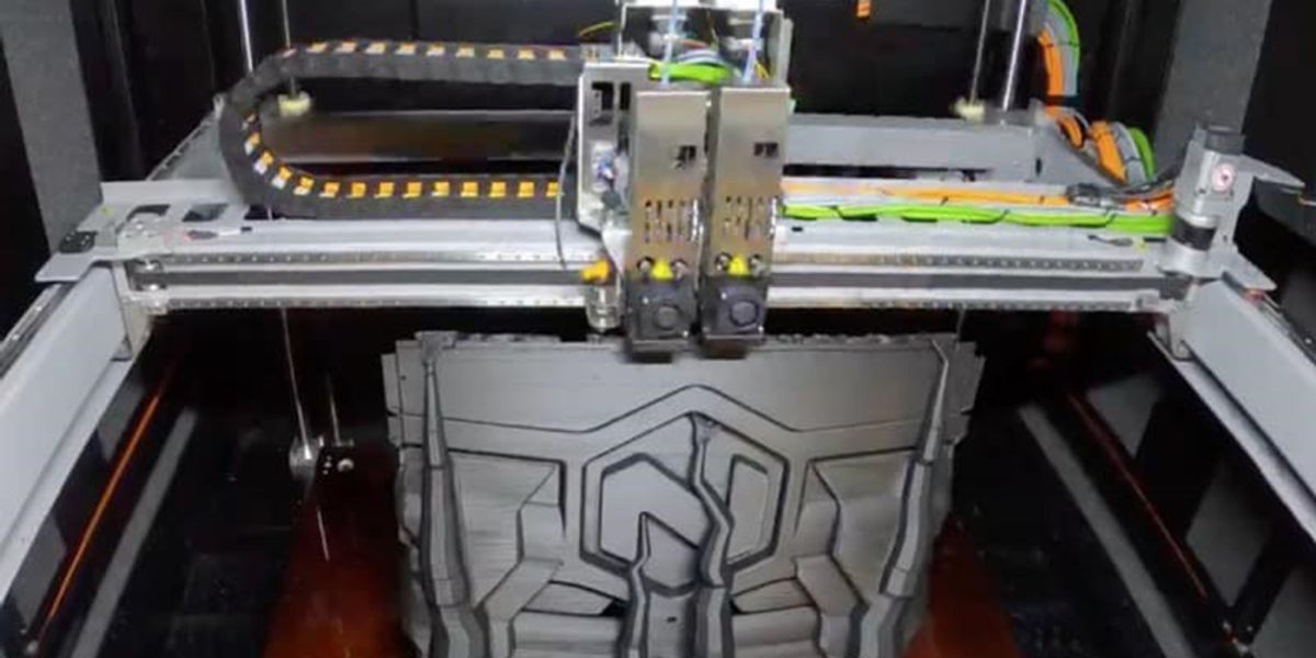 Dual Extruder 3D Printer, Two Heads Are Better