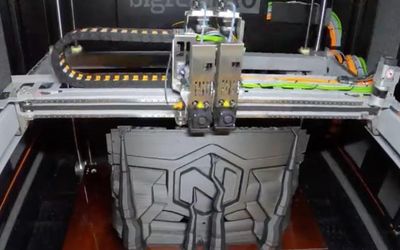 Dual Extruder 3D Printer, Two Heads Are Better