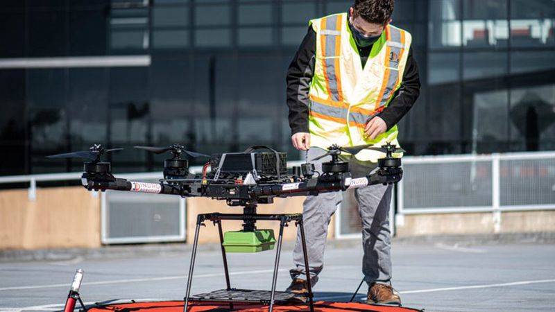 Accelerating Canada's Drone Industry with Mandatory E-Conspicuity