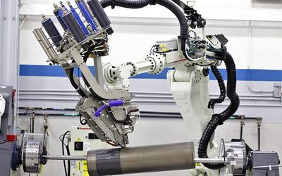 Connectivity Enables New Efficiency Gains for Robots in Manufacturing