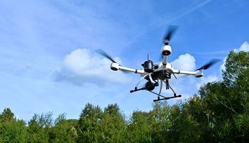 5G drone delivers live emergency scene images before rescuers arrive
