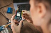 Applications and performance parameters of antennas in IIoT