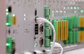 What's The Difference Between A Compact PLC And A Modular PLC?