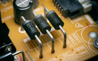 Forward Bias, Reverse Bias and their effects on Diodes