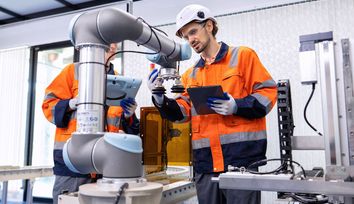 Cobots in Manufacturing: Their Uses and Advantages