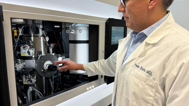 Using an advanced imaging technology, known as cryogenic electron microscopy, a team at Penn State developed a deeper understanding of a material that had previously confused researchers. Credit: Ty Tkacik / Penn State. Creative Commons