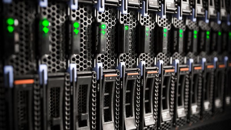 NAS vs SAN: Review and Comparison of NAS and SAN Storage Systems