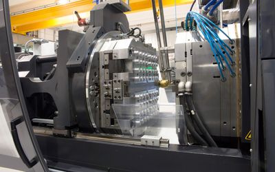 Injection Molded Plastic Parts for Scientific and Laboratory Equipment Applications