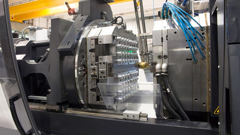 Injection Molded Plastic Parts for Scientific and Laboratory Equipment Applications