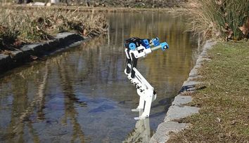 Podcast: Bird-inspired Bipedal Robots & Robotic Surgeons