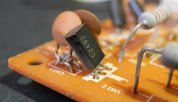 Transistor Circuit Design – Theory and Practice for Modern Engineers