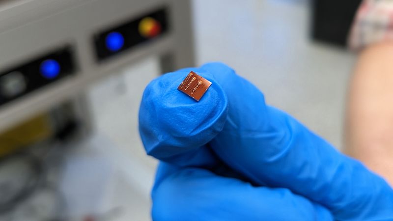 SiPhox Health is working to help patients and their doctors manage diseases from the comfort of their home with a new kind of blood test based on a silicon photonic chip. Image: Courtesy of SiPhox Health