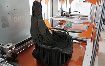 Students Bring ''Breathing'' Car Seat to Life with 3D Printing