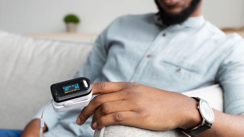 Simply saving lives: A deep look at the simple but brilliant pulse oximeter