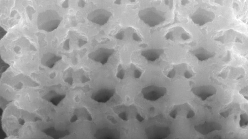 Engineering Tiny 3D Metallic Parts