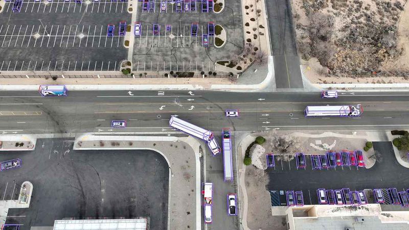 Example output of DeepScenario’s AI software that detects and tracks all moving objects in a scene in a fully automated way. (DeepScenario) 