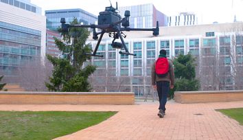 Drones navigate unseen environments with liquid neural networks