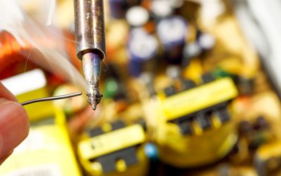 How to Solder Wires: Tools, Techniques, and Best Practices for Reliable Electrical Connections