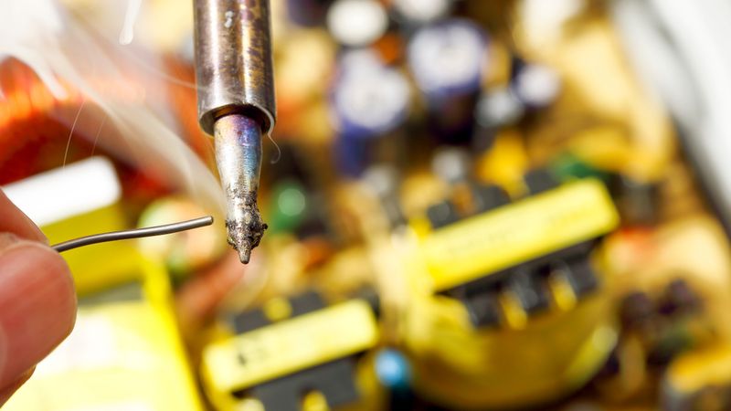 How to Solder Wires: Tools, Techniques, and Best Practices for Reliable Electrical Connections