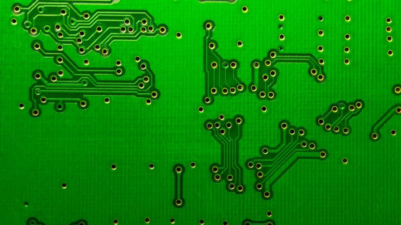 PCB with Via Traces