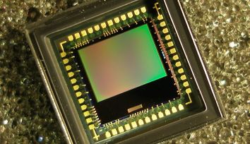 Concurrent-Mode CMOS Detector IC for Sub-Terahertz Imaging System