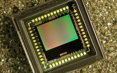 Concurrent-Mode CMOS Detector IC for Sub-Terahertz Imaging System