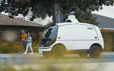 Simulation makes last-mile driverless delivery feasible