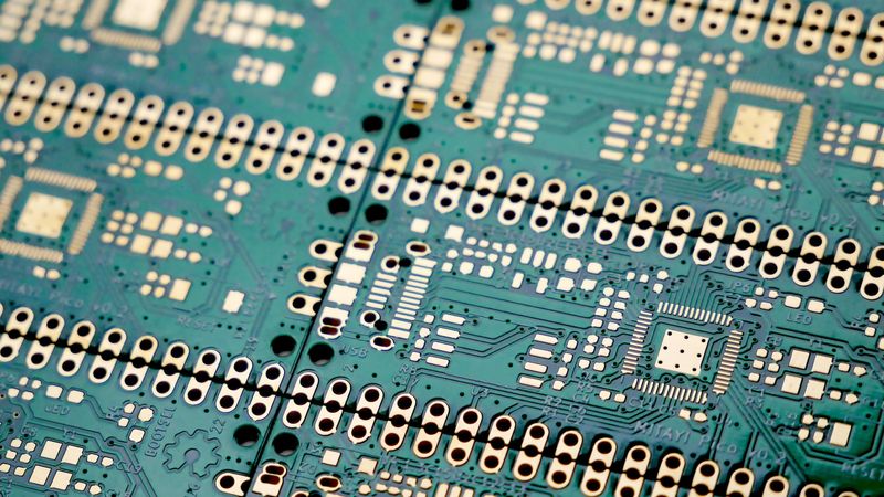 What are Vias in Pad? Advantages, Limitations, Applications, and Comparison with Conventional Vias