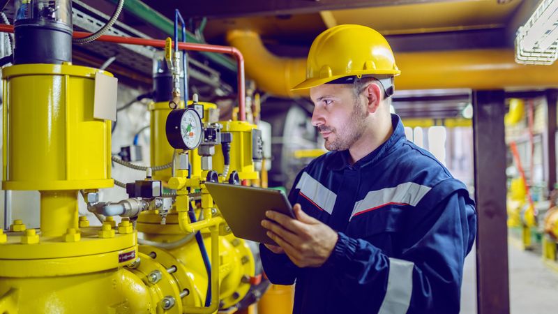 The Shift Toward Mobile Gas Sensing in Safety-Critical Industries