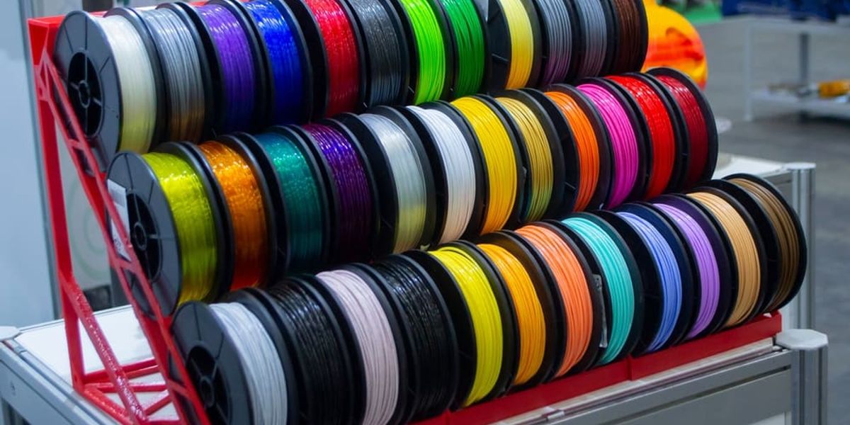 Known for its low cost and good printability, PLA is among the most widely used thermoplastics in 3D printing