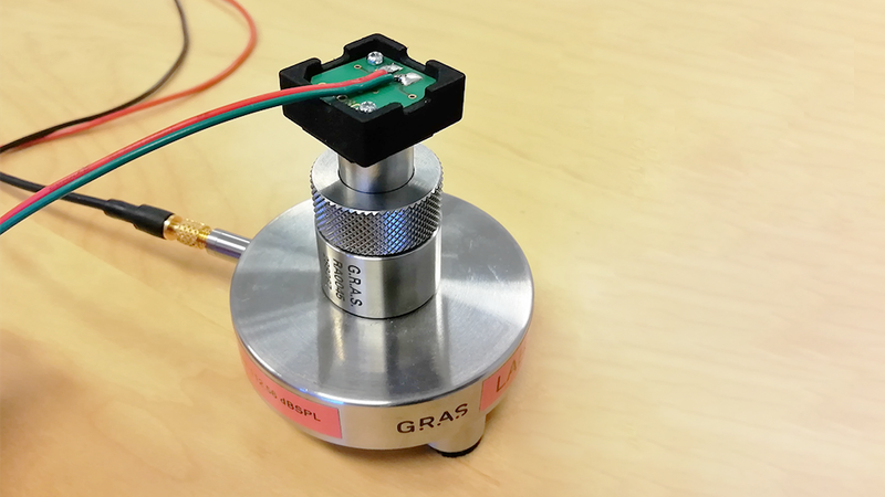 MEMS speaker on coupler