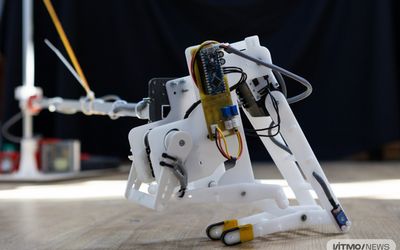 Scientists Suggest New Method to Make More Adaptive and Autonomous Robots