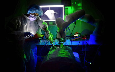 Can robot-assisted laparoscopic surgery exhibit high levels of autonomy?
